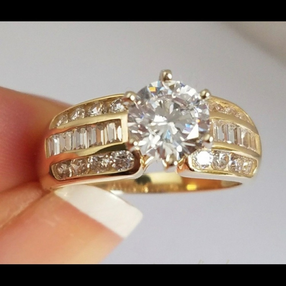 2CT cz engagement ring 14k yellow Gold sz 8